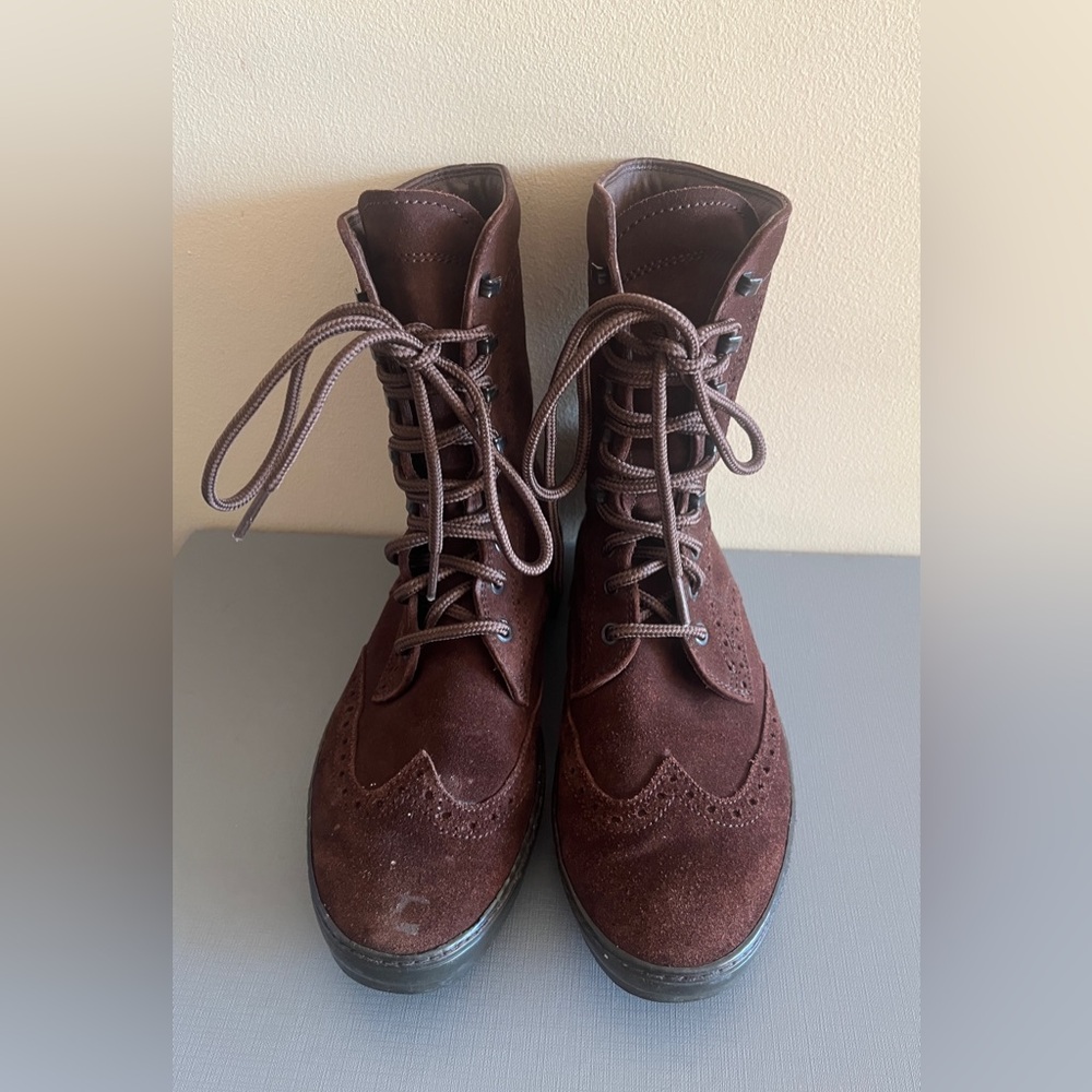 Vintage Tod's Rubber Soled Hiking Boots
Brown Suede Women's Size US 7 ( 37).